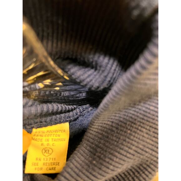 Vintage John Ashford Sport Skiers Embroidered Turtleneck Sweatshirt - Picture 7 of 7